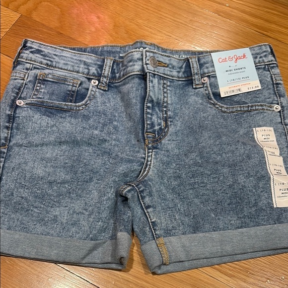 Cat & Jack Light Blue Denim Midi Shorts - Picture 1 of 3